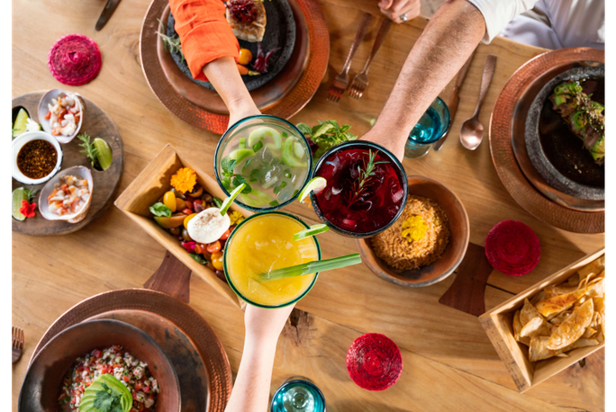 Enjoy summer drinks and seasonal tastes. Enjoy summer drinks and seasonal tastes.