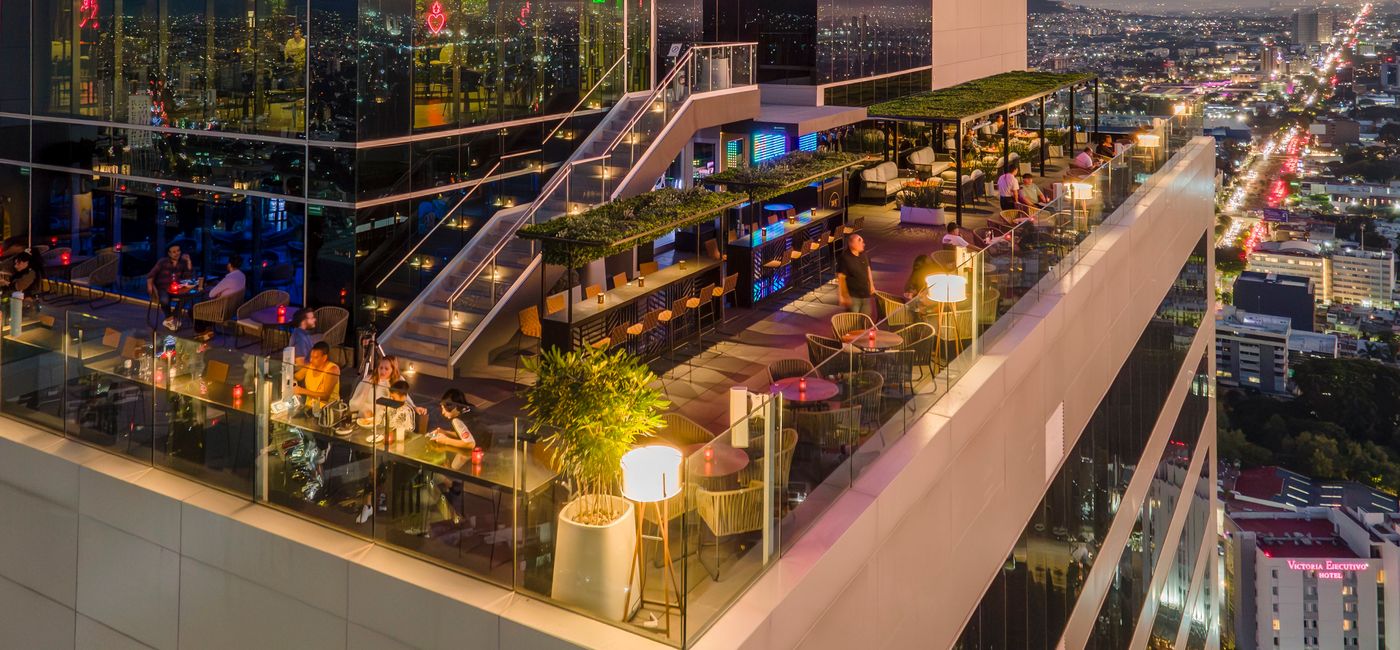 Image: The views from the RIU Plaza Guadalajara Hotel 360? Rooftop Bar (Photo Credit: RIU Hotels & Resorts)