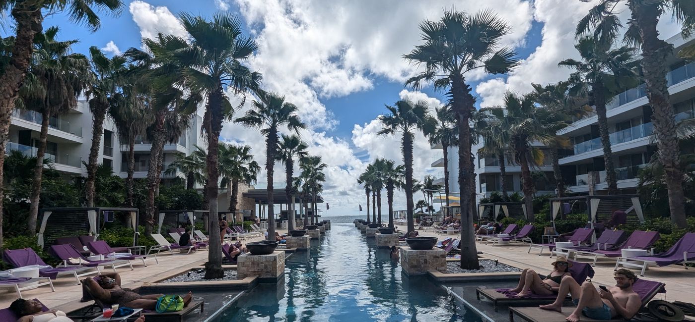 Image: Breathless Riviera Cancun Resort & Spa. (Photo Credit: Alex Temblador)