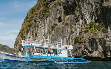 Contiki, young adult travel, young adult travelers, young adult tours, tours for young adults, El Nido, Philippines, Philippines tours, TTC tour brands