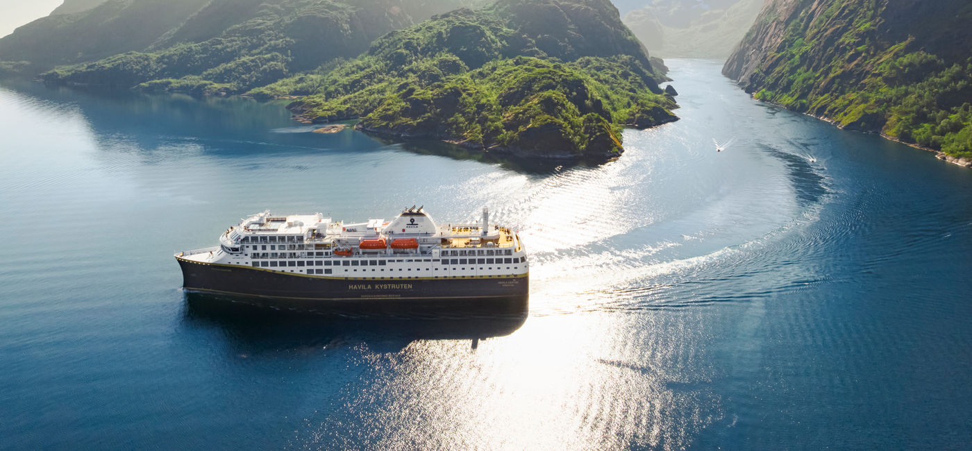 Image: Le Havila Castor dans le Trollfjorden, en Norvège (Photo Credit: Marius Beck Dahle)