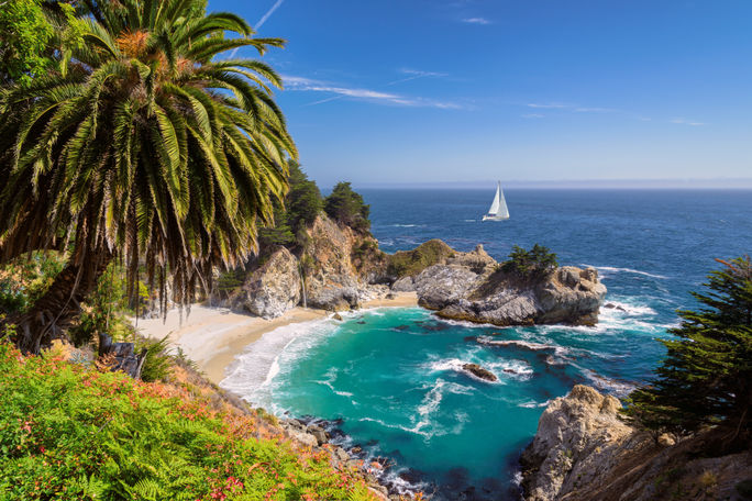 Beautiful Julia Pfeiffer beach in Monterey County, California