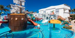 Crown Paradise Club Puerto Vallarta – Pirate adventure