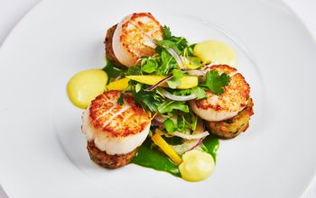 Jennifer Jasinski's pan-seared scallops 