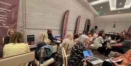 Networking session at the Travel Edge Network event.