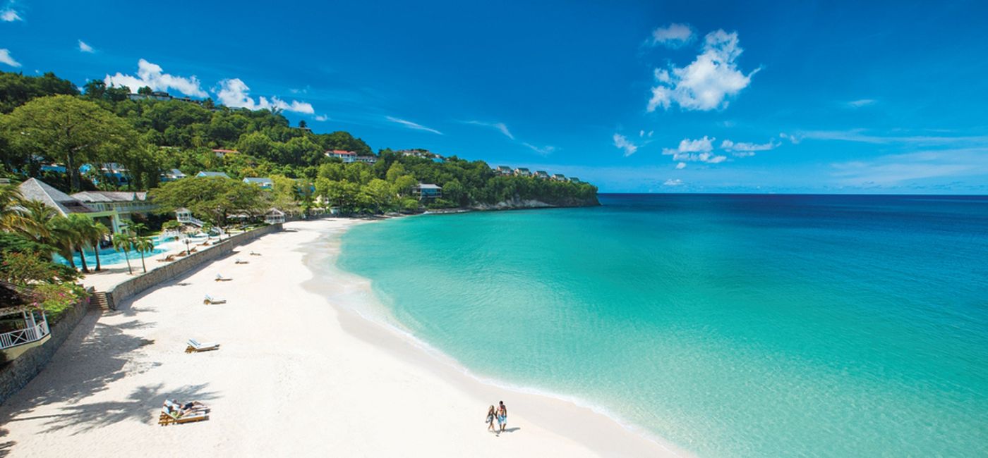 Image: PHOTO: Beach view of Sandals Regency La Toc. (photo via Sandals Resorts)