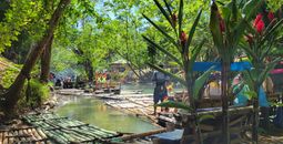Rafting on Jamaica's Great River