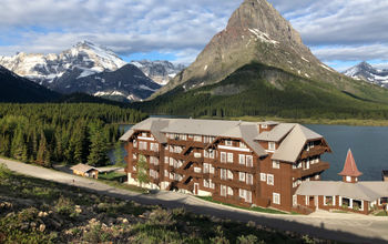 Many Glacier Hotel