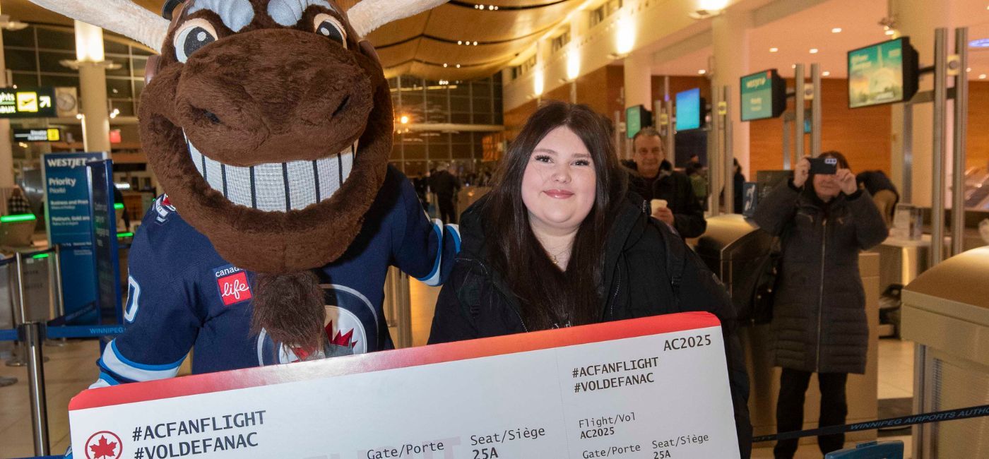 Image: Air Canada partnered with the Air Canada Foundation to celebrate children and youth. (Photo Credit: Air Canada)