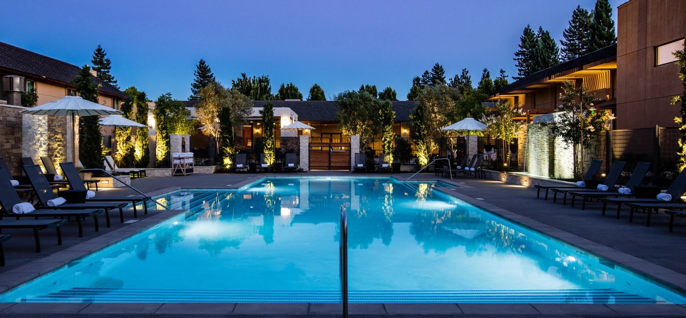 Image: The pool at The Napa Valley Marriott Hotel & Spa. (Photo Credit: Marriott Hotels & Resorts)