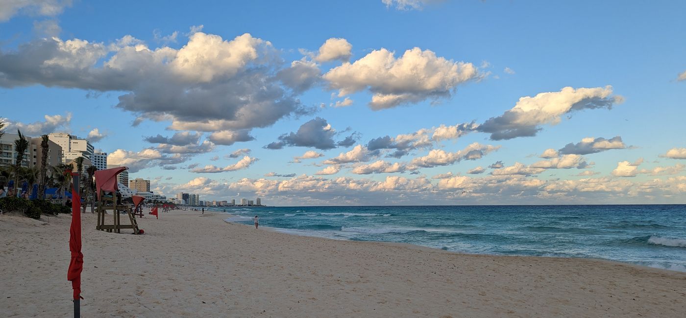 Image: The beach in Cancun, Mexico. (Photo Credit: Eric Bowman)