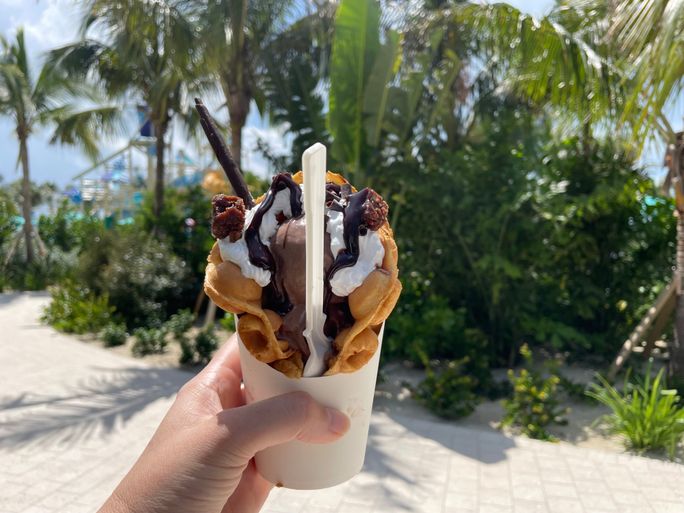 Tidal Treats serves delicious ice cream creations at the new Great Tides Waterpark Tidal Treats serves delicious ice cream creations at the new Great Tides Waterpark