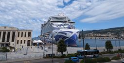 Norwegian Viva.