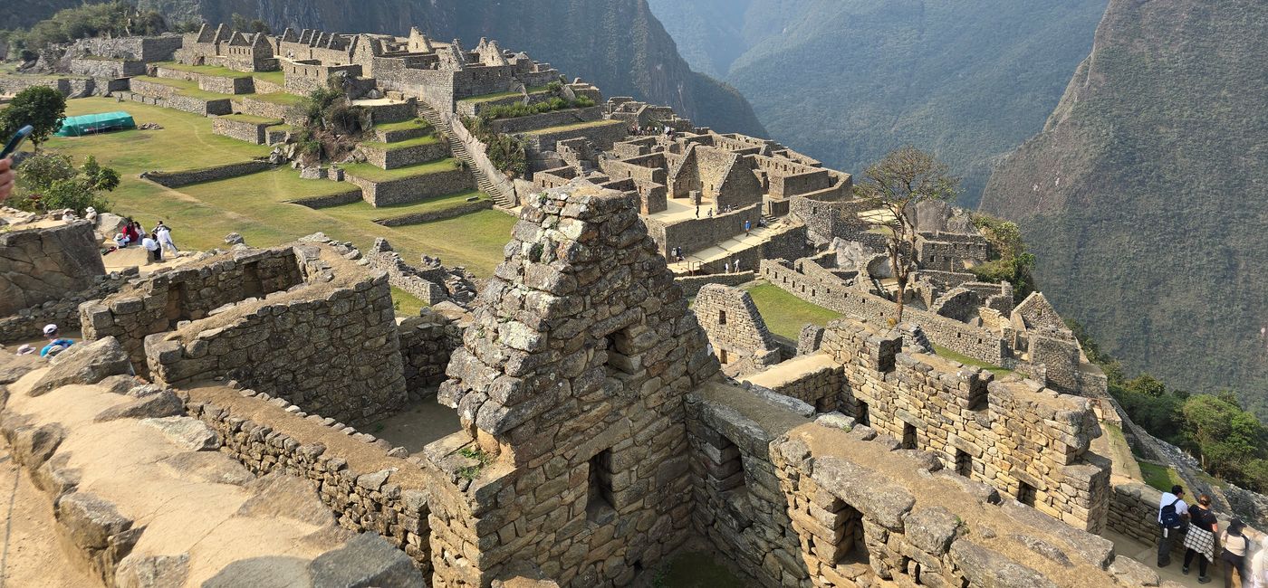 Image: L’accident est survenu vers 13 h 20 sur la voie ferrée à sens unique reliant Ollantaytambo au Machu Picchu