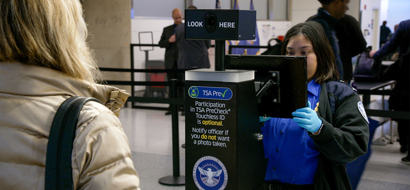 Image: TSA touchless ID checkpoint (Photo Credit: Courtesy American Airlines)
