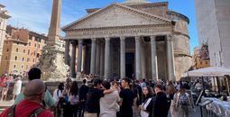 Rome crowds