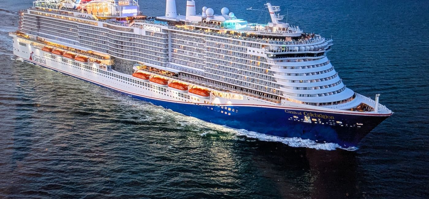 Image: Profiter de l’air marin si on le souhaite, en laissant le matelas dans la cabine (Source: Carnival Cruise Line)