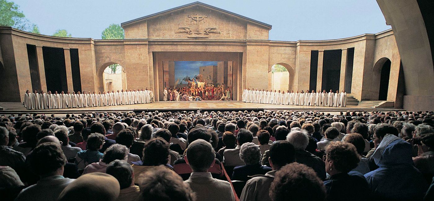 Image: Oberammergau Passion Play (Photo Credit: Kensington)