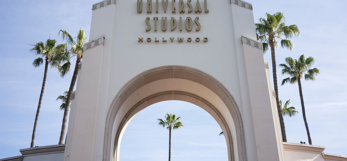 Image: The entrance to the Universal Studios Hollywood. (Photo Credit: Tada Images / Adobe Stock)