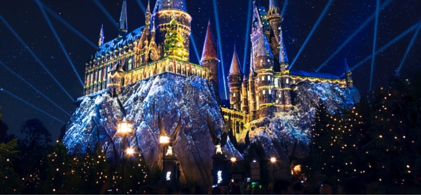 Image: Universal Orlando Resort has revealed the details of its 2026 holiday celebrations and decor. (Photo Credit: Courtesy Universal Orlando Resort)