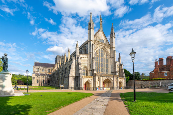 Winchester, Cathedrals, Austen 250, Jane Austen, literary tourism, winchester cathedral