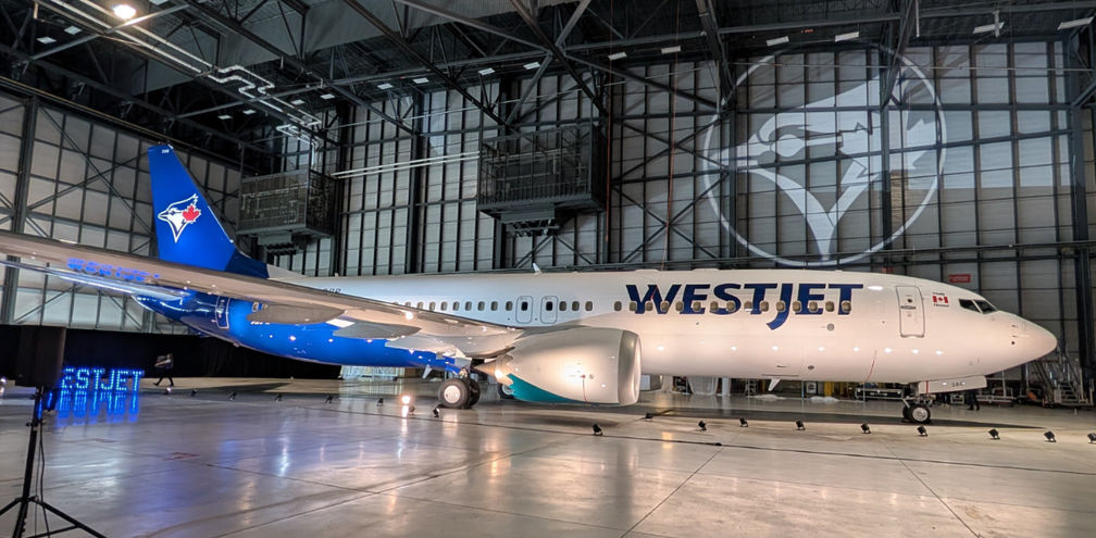 Livery signifies seven-year partnership renewal as the official airline of the Toronto Blue Jays