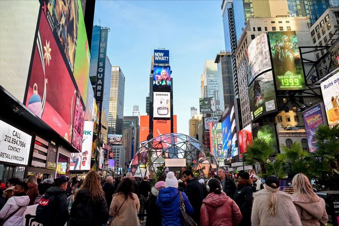 The Dominican Republic's Ministry of Tourism added a giant dome to Times Square.