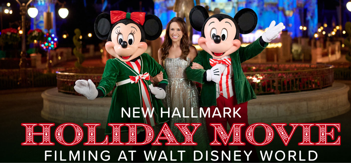 Image: Lacey Chabert poses with Minnie Mouse and Micky Mouse at Walt Disney World Resort. (Photo Credit: Walt Disney World Resort)