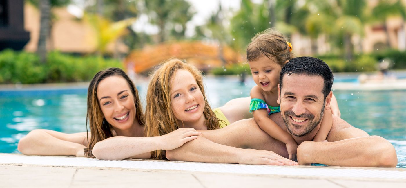 Image: Family at Majestic Resorts Punta Cana (Photo Credit: Majestic Resorts)