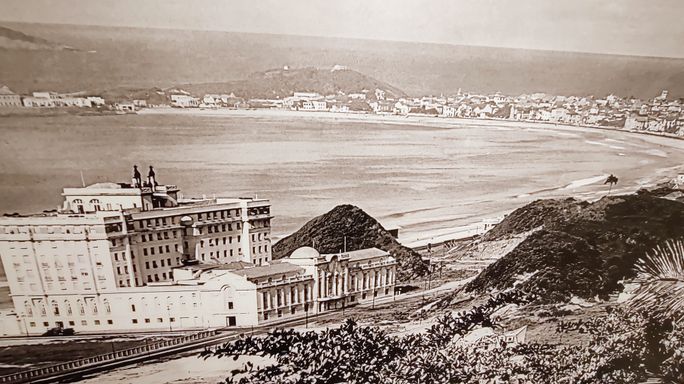 Copacabana Palace photographed in the 1920s