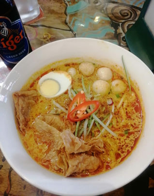 Malaysian food, laksa