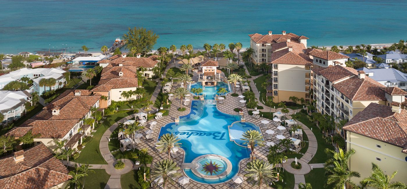 Image: Beaches Turks & Caicos Italian Village Pool/Ocean (Photo Credit: Beaches)