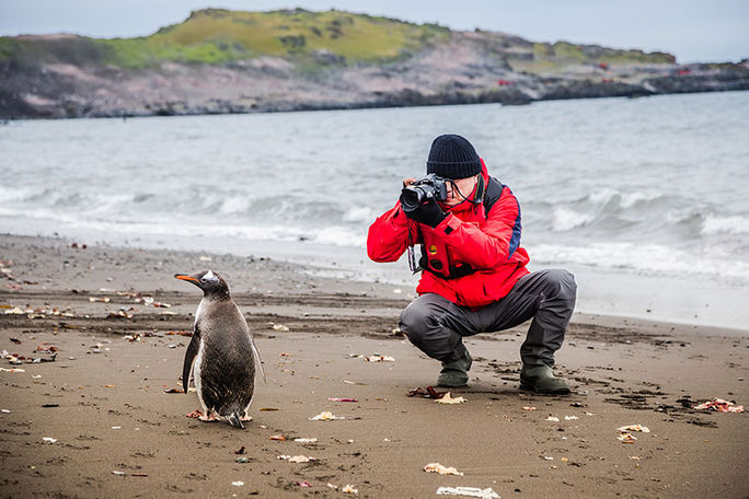 What to Pack for an Antarctica Expedition

Get familiar with your camera gear before your trip.