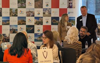 Travel Leadres International Luxury Forum in session