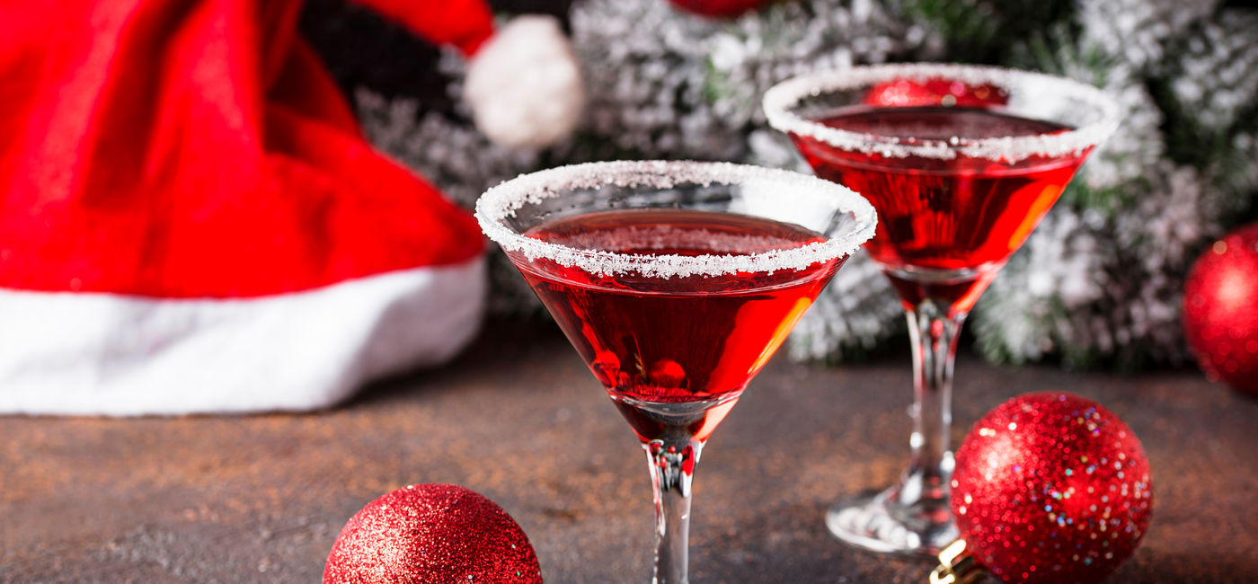 Image: A festive Christmas martini. (Photo Credit: Yulia Furman/Adobe)