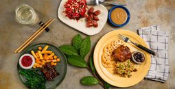 Alaska Airlines Unveils New First Class, Main Cabin Culinary Options