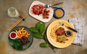 Alaska Airlines Unveils New First Class, Main Cabin Culinary Options