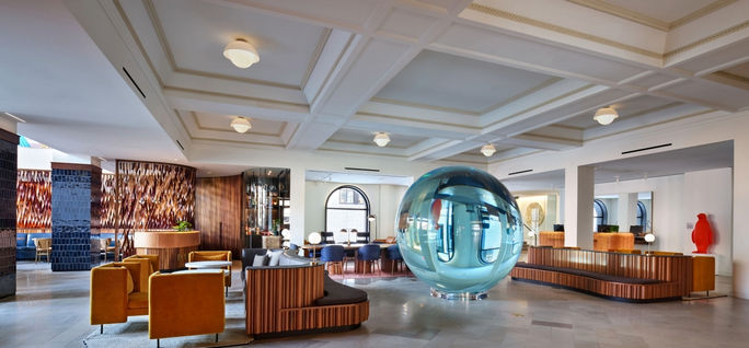 21c Museum Hotels, 21c Museum Hotel St. Louis, hotels in St. Louis, St. Louis hotels, unique hotel lobbies