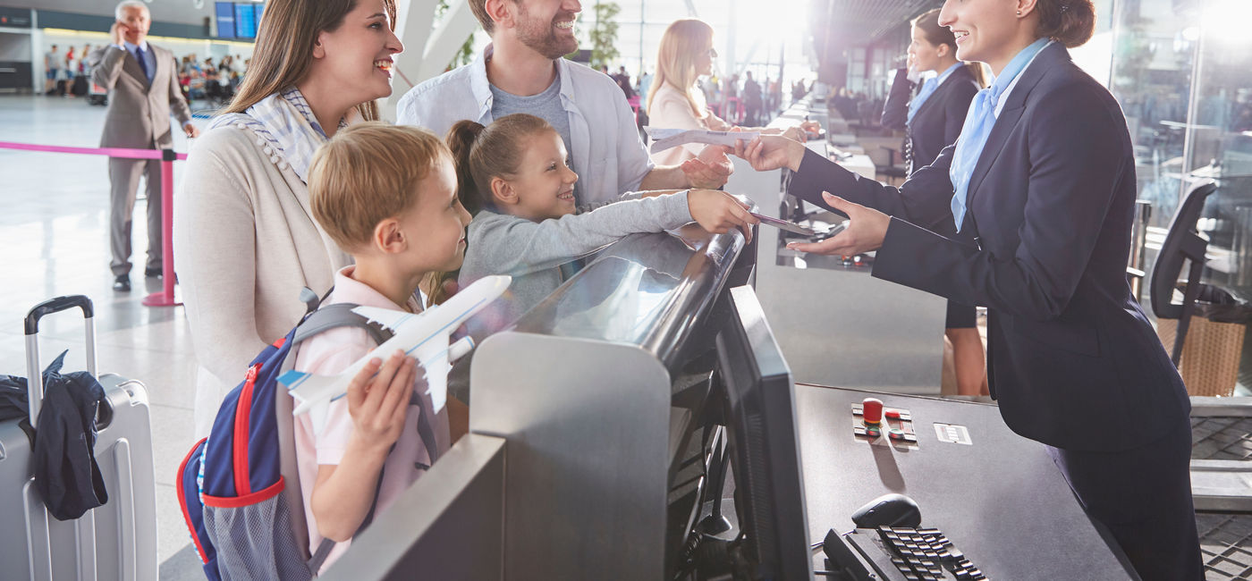 Image: A new report identifies the most family-friendly U.S. airlines (Photo Credit: Courtesy AdobeStock)