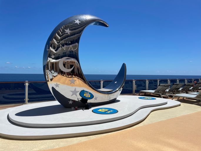 The moon statue was a popular selfie spot onboard Norwegian Luna