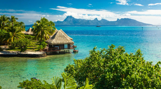 Ein Resort in Tahiti, Französisch-Polynesien. 