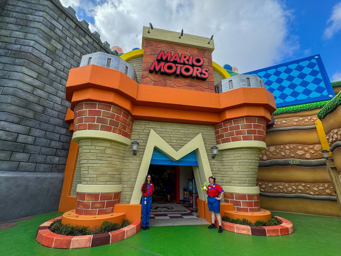 Mario Motors bei Super Nintendo World. Mario Motors bei Super Nintendo World.