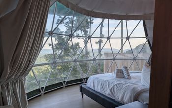 Glamping Collective Chattanooga, luxury, camping, travel, bedroom, bed, mountain view
