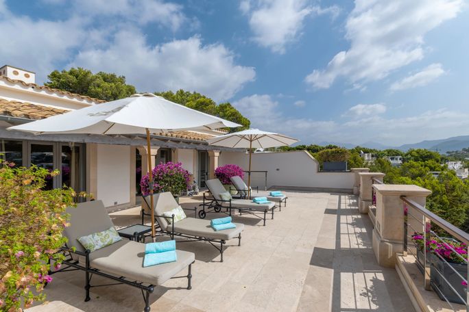 Rental Escapes Adds Villas in London, Mallorca Rental Escapes Adds Villas in London, Mallorca