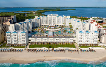 Hilton Cancun Mar Caribe All-Inclusive Resort, Quintana Roo, Mexico.