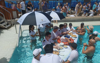 Travel Experts Summit, pool, cruise, Seabourn Ovation 