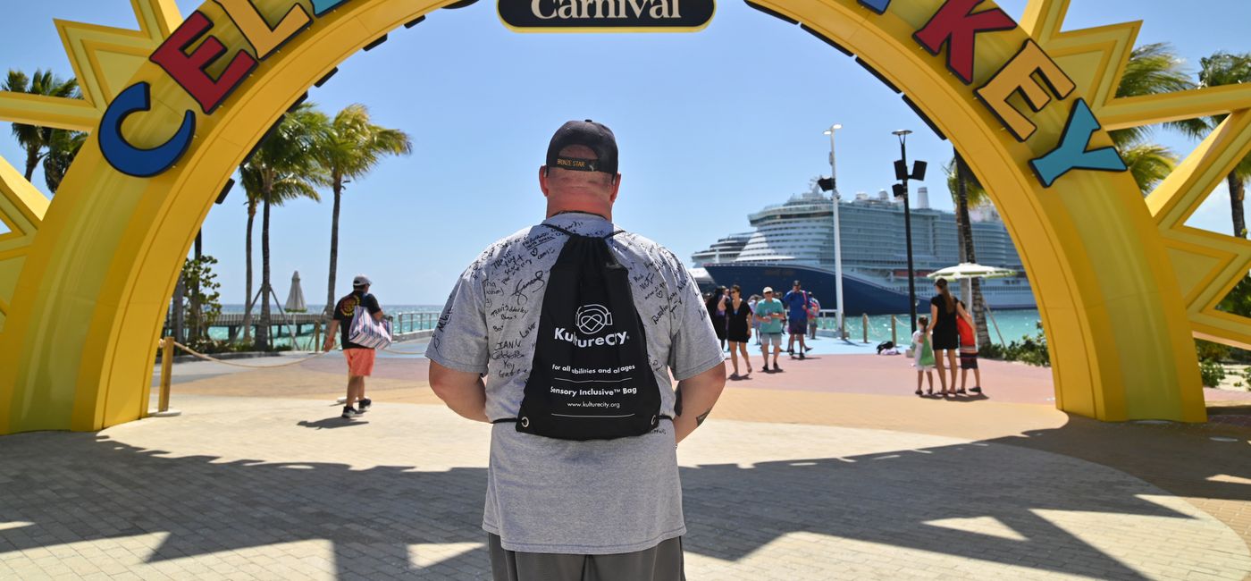 Image: KultureCity Sensory Inclusive Bag on Celebration Key (Photo Credit: Carnival Cruise Line)