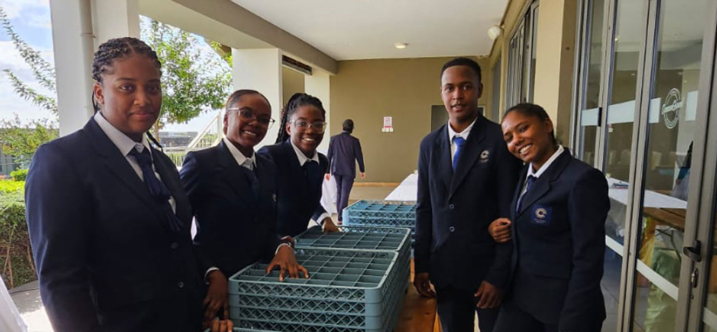 Image: RIU appuie l’École culinaire Aline Leal, un programme destiné aux adolescents ayant quitté le système scolaire (Source: RIU)