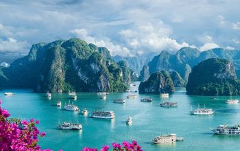 Railbookers in Halong Bay