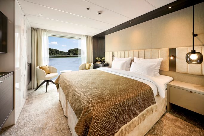 What It’s Like Sailing Aboard Amadeus Nova
